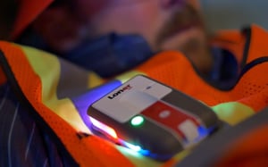 Blackline-Safety-Loner-M6-apparaat-voor-alleenwerkers-in-noodsituaties-700x438