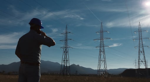 mannelijke-werknemer-bij-elektriciteitscentrale