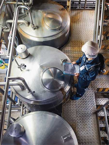 Veiligheid van alleenwerkende staalarbeiders