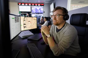 Het veiligheidscentrum van Blackline was aanwezig om een gewonde werknemer in veiligheid te brengen terwijl de hulpdiensten arriveerden.