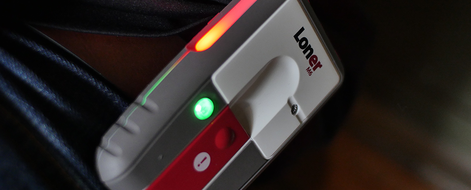 Blogafbeeldingen - Blackline Safety Loner M6 gemiste check-in-waarschuwing close-up