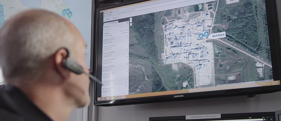 Een traditionele gasdetector helpt teams niet bij het evacueren, zoals de draadloze gasdetector G7 van Blackline dat wel doet.